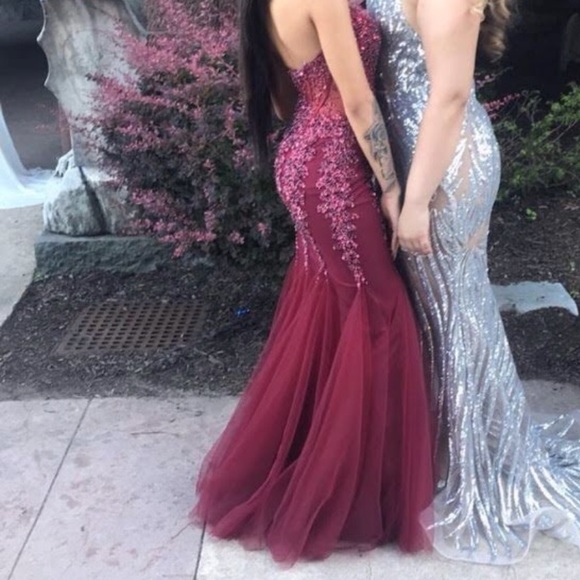 Prom dress - Picture 2 of 3